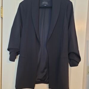 Women's 3/4 Length Elegant Black Blazer